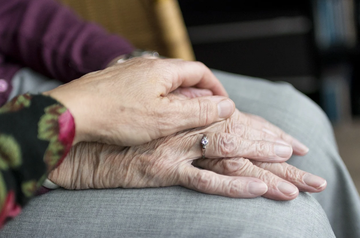 Coppia di anziani italiani sceglie il suicidio assistito in Svizzera 1
